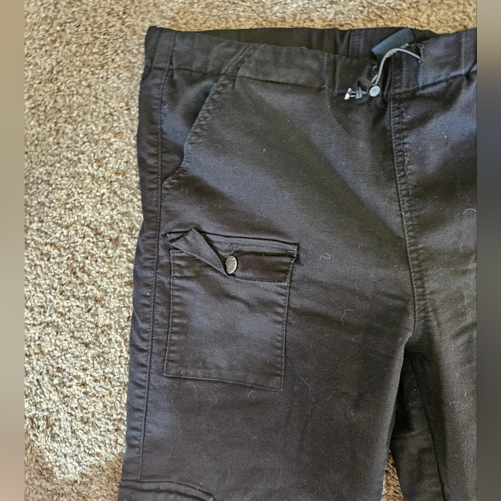 VIP Womens Black Cargo Jogger Pants - Picture 4 of 5
